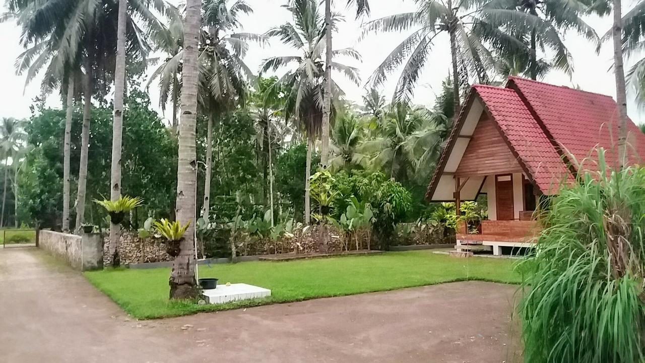 Sadati Home Stay Batukaras Extérieur photo