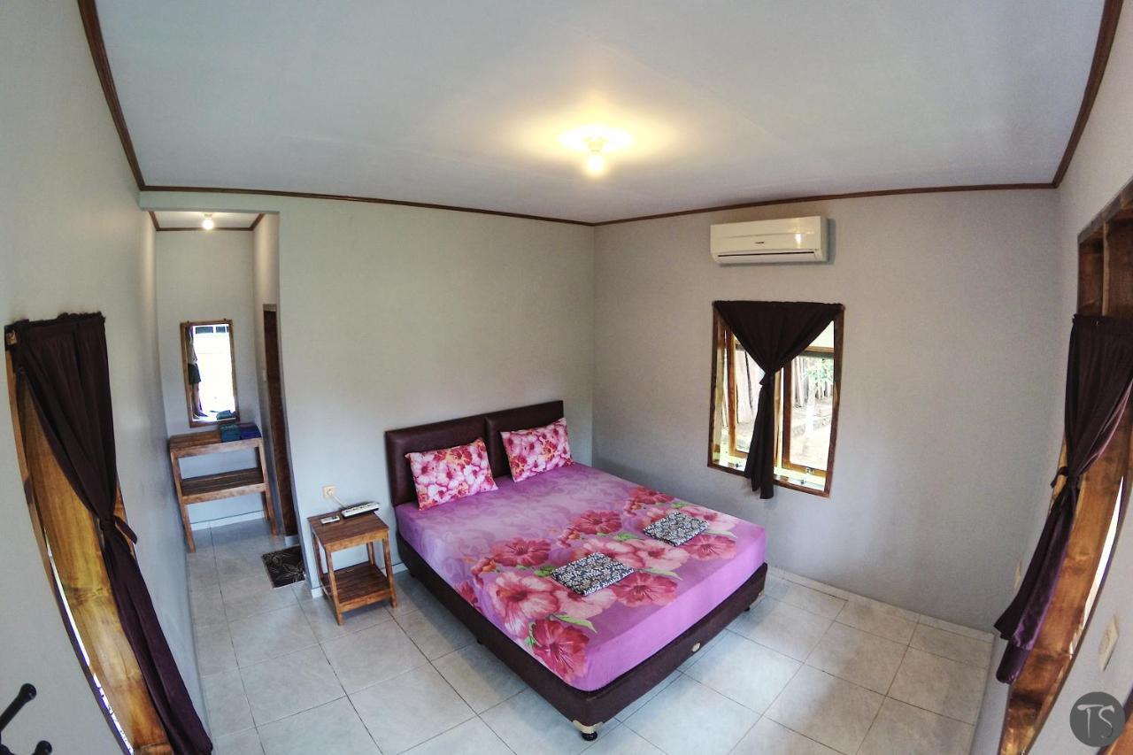 Sadati Home Stay Batukaras Extérieur photo
